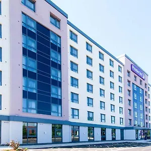 Premier London Gatwick Airport - Manor Royal Отель